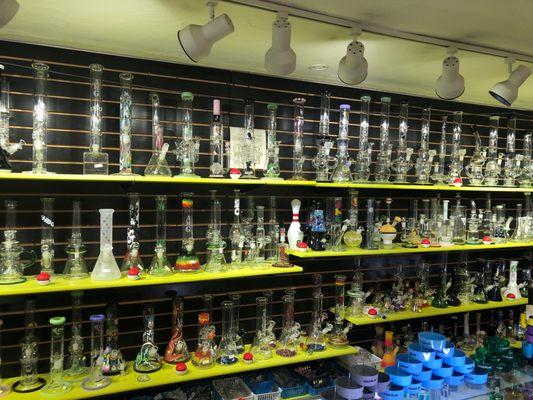 BONGS,WATER PIPES Rigs we have it all at our 18 plus location Nobody beats our prices