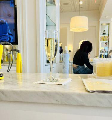 Prosecco with my blow dry? Why yes, thank you.