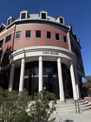 Ives Bank