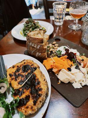 Hopleaf Bar