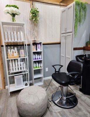 The Wander Parlour Holistic Salon Studio