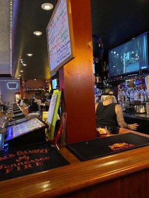 Elbow Room Bar
