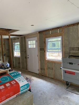 S.E. Building and Roofing