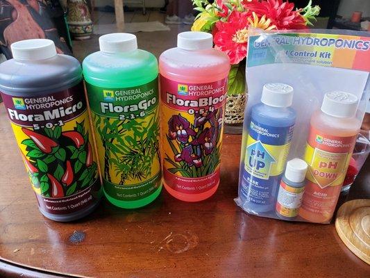 Flora gro trio and PH kit