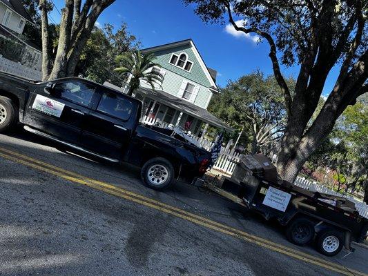 Leachs anytime junk removal