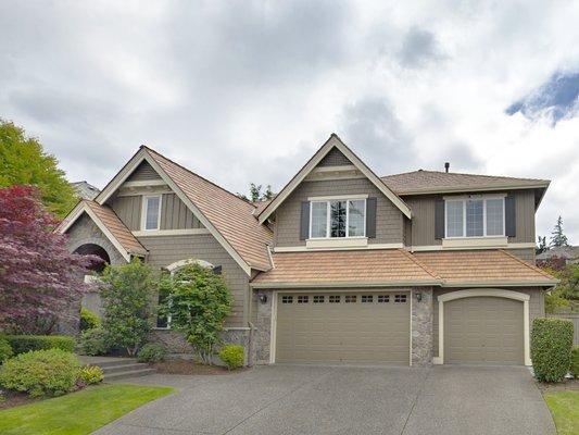 DaVinci Roofscapes synthetic shakes in New Cedar installed in Issaquah.