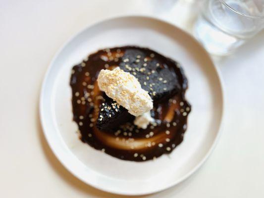 Sokolatopita Chocolate Cake