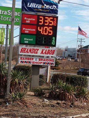 Here is the advertisement Regular - cash $3.35 per gallon