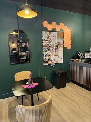 Two Dogs Coffee Shop