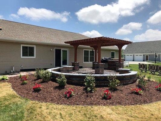 We create functional spaces that are visually appealing.