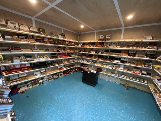Z tobacco shop