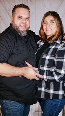 Know the Pastors.
Melvin Gonzalez and Deborah Laureano