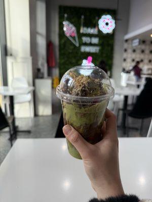 Dubai chocolate strawberry