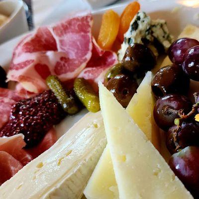 West Hills Vineyards