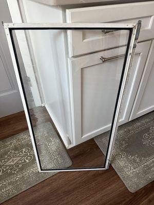 Think it's an old Anderson style storm window for glass/aluminum 35 inch width....looking to see if i could buy an identical in the pictur