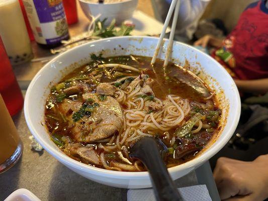 Bun bo hue