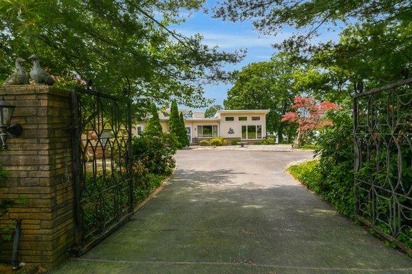 Jane and Lance White