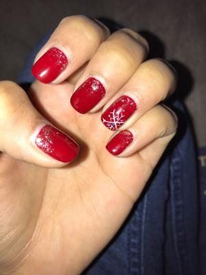 #holidaynails #snow perfect Christmas themed nails done!