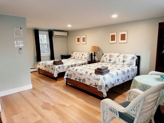 Newly renovated, two queen beds