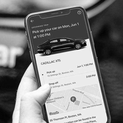 Sometimes you just need a break from the world surrounding you.
With BeeBlackCar you get even more than that.
Your own car, your own