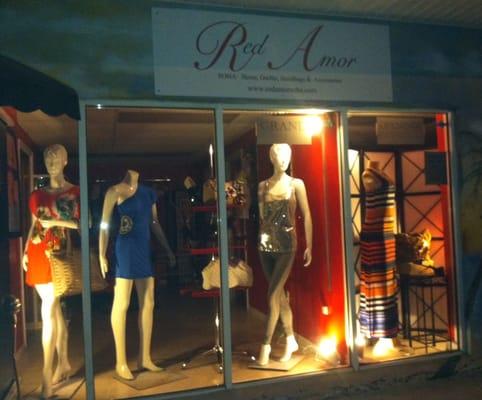 Specializing in New Women's Clothing, Shoes, Handbags, Accessories, Resort Wear, Dresses, Jeans, Tops, Skirts, Shorts, Bikinis