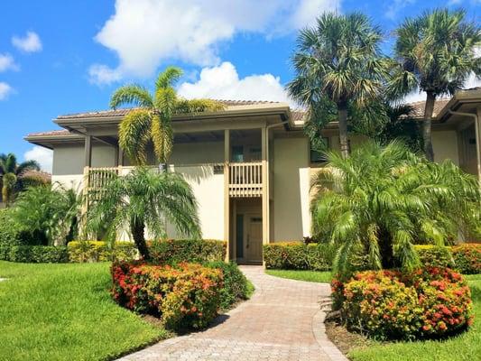 $1500/Month Unfurnished Annual Lease
First, Last + Security
All Ages
One Small Pet Allowed