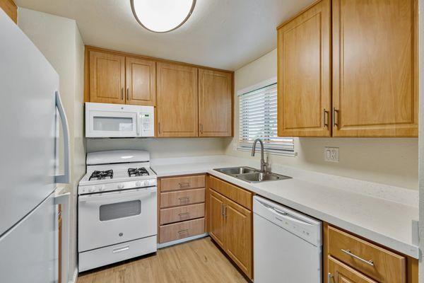 Seabreeze Apartments