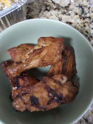 Smoked wings with rub yumo!