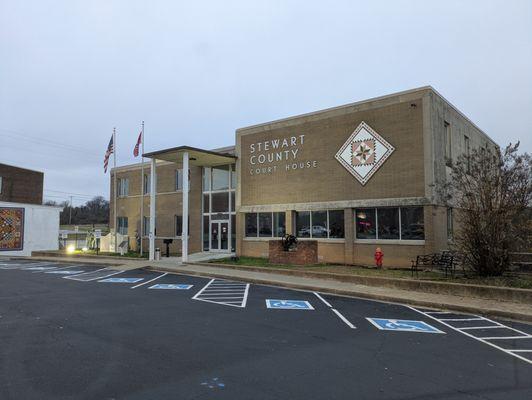 Stewart County Courthouse, Dover