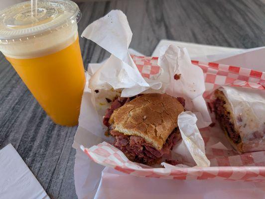 The Broadway Burger Glendale