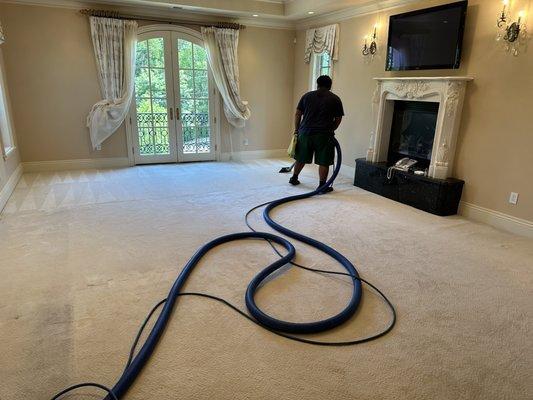 Mena's Cleaning Service