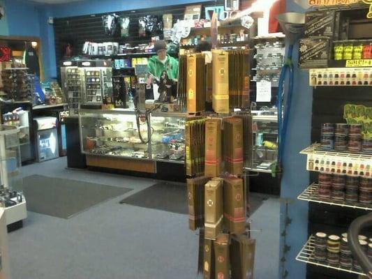 Knuckleheads CBD and Vapes