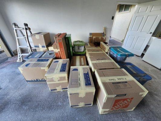 HMP packing up in Hilo, Hawaii.