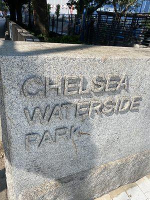 Chelsea Waterside Dog Park