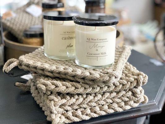 Consign & Design