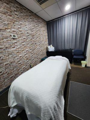 Rooms to relax or get therapeutic treatments
