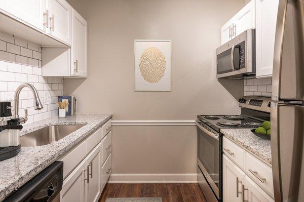 Oxford Square Apartments