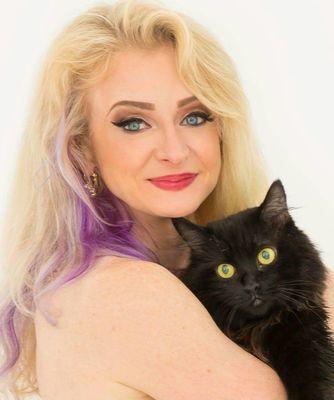 Come see Janice and Smokey