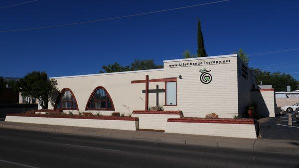 Life Change Psychotherapy Institute was established in 1995.