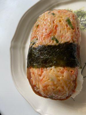 Spicy crab musubi