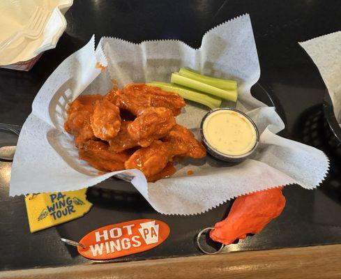 10 wings Original Donkey Sauce