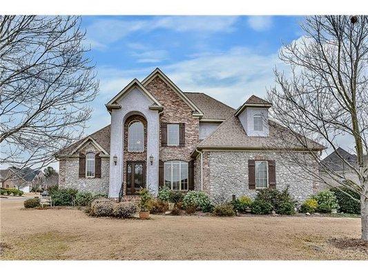 Susan L Robillard -Rinehart Realty