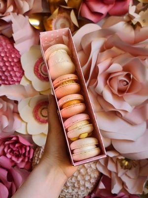 the prettiest and tastiest macarons!