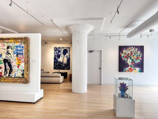 Inside Chicago art gallery, Carousel Fine Art.