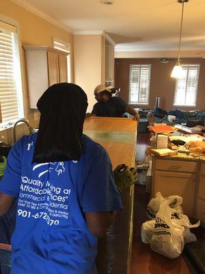 1st Class Moving & Storage