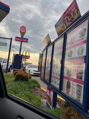 Braums Ice Cream & Dairy Strs