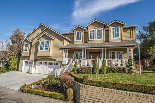 This gorgeous 5 bedroom/5 bathroom home is now on the market! If you are looking for an upgrade, this is the one you want!!...