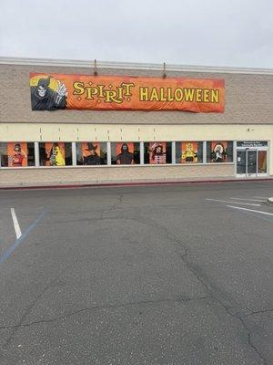Spirit Halloween