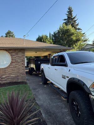 Junk removal
In Albany