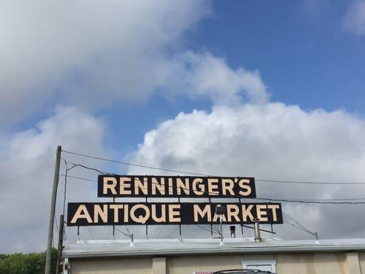 Renninger's Antique & Collectors Markets
